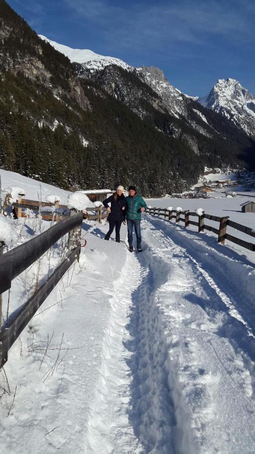 Haus Fischer Pettneu am Arlberg Exterior photo